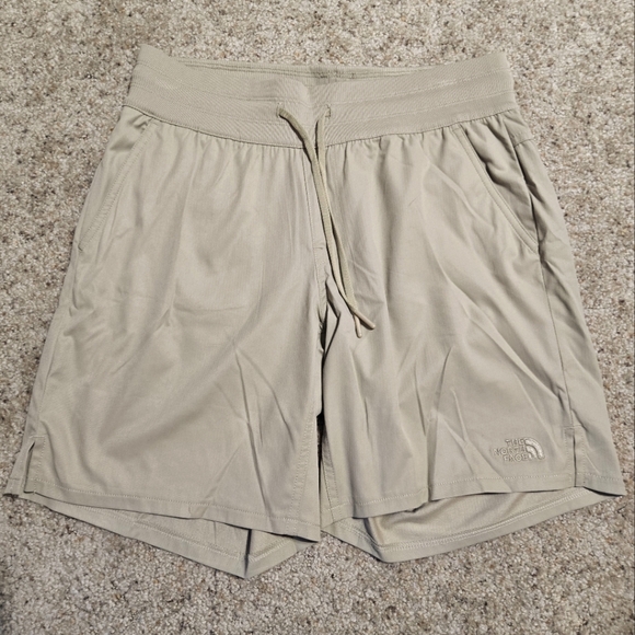 The North Face Pants - NWT The North Face Aphrodite Motion Bermuda Shorts